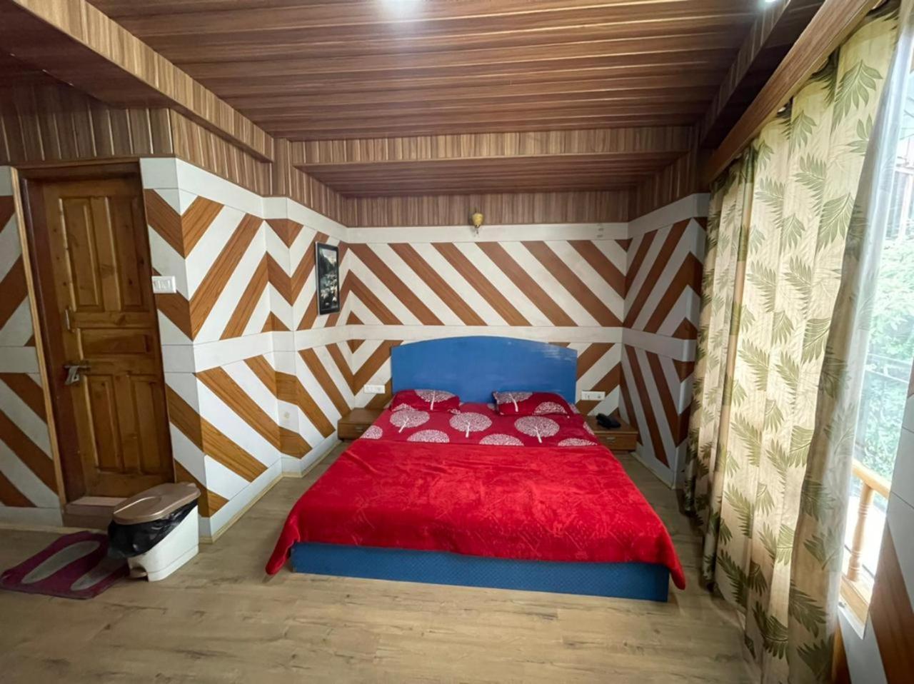 Hotel Snowflake Нарканда Номер фото